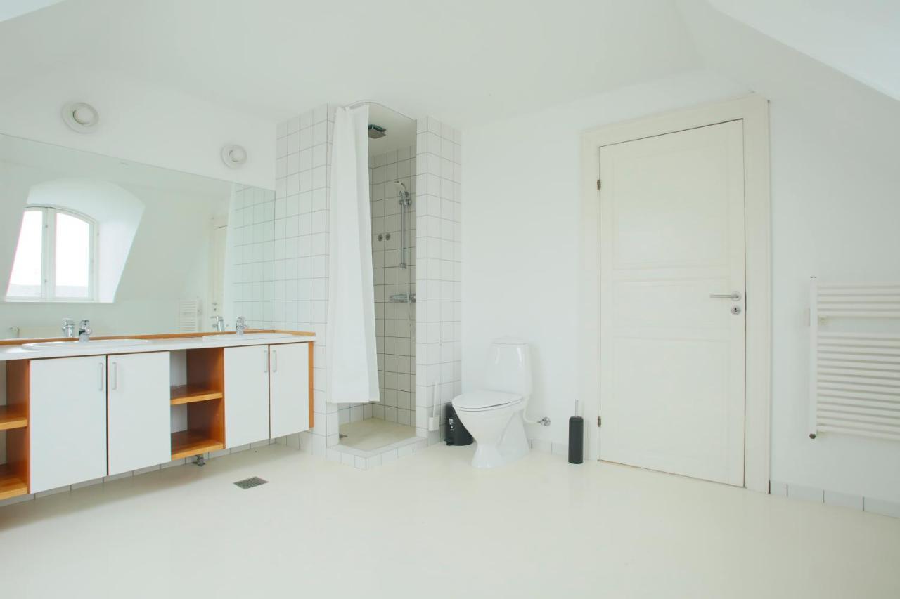 Unique 5 Bedroom W Exposed Beams In Lejlighed København