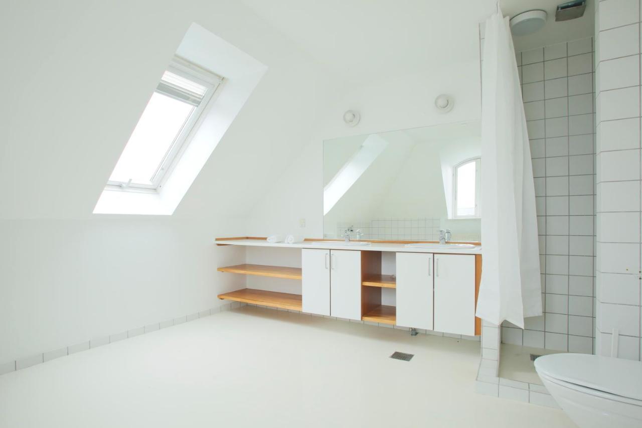 Unique 5 Bedroom W Exposed Beams In Lejlighed København